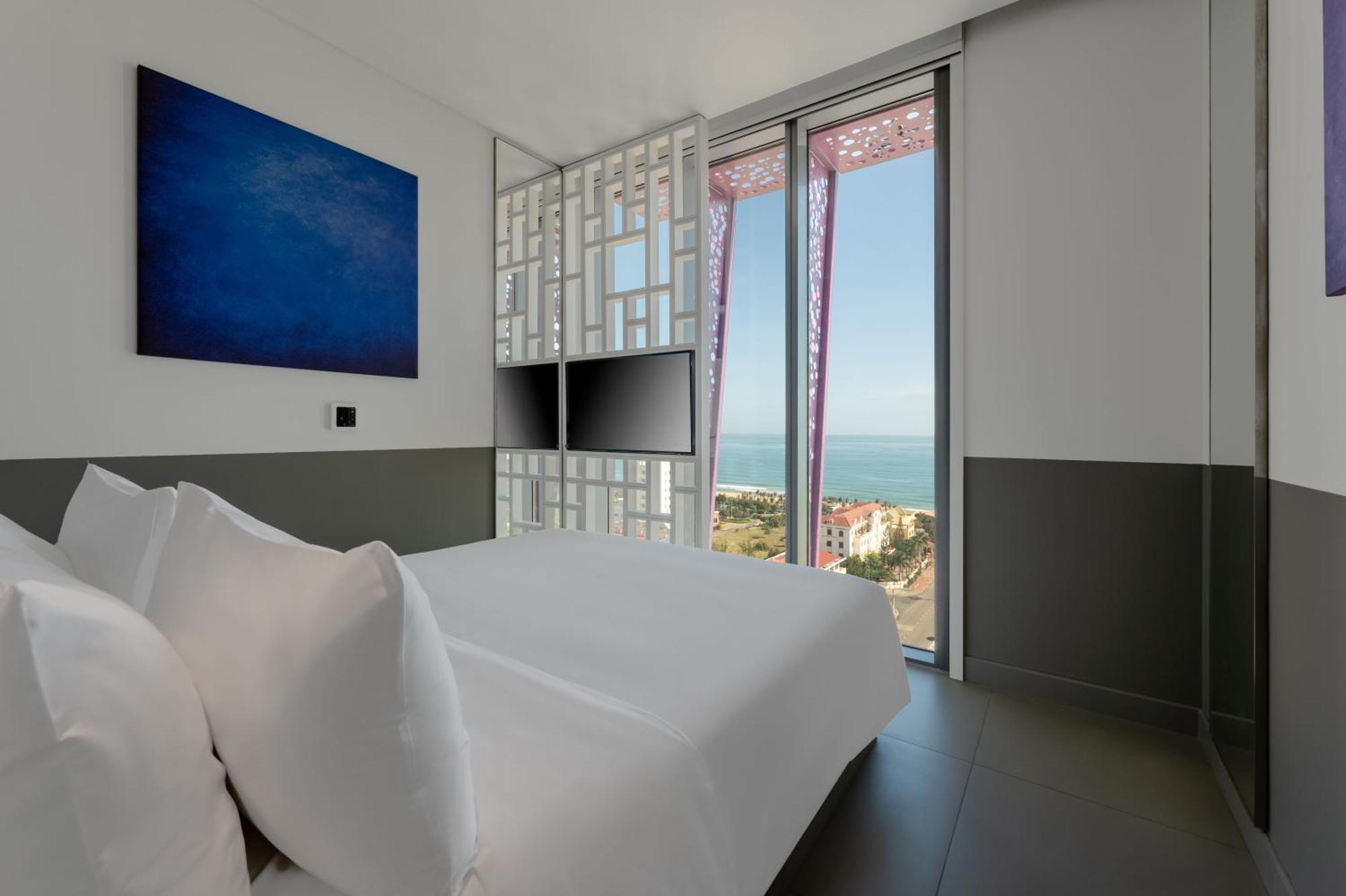 Wink Hotel Tuy Hoa Beach - 24Hrs Stay & Rooftop Pool Bar ภายนอก รูปภาพ