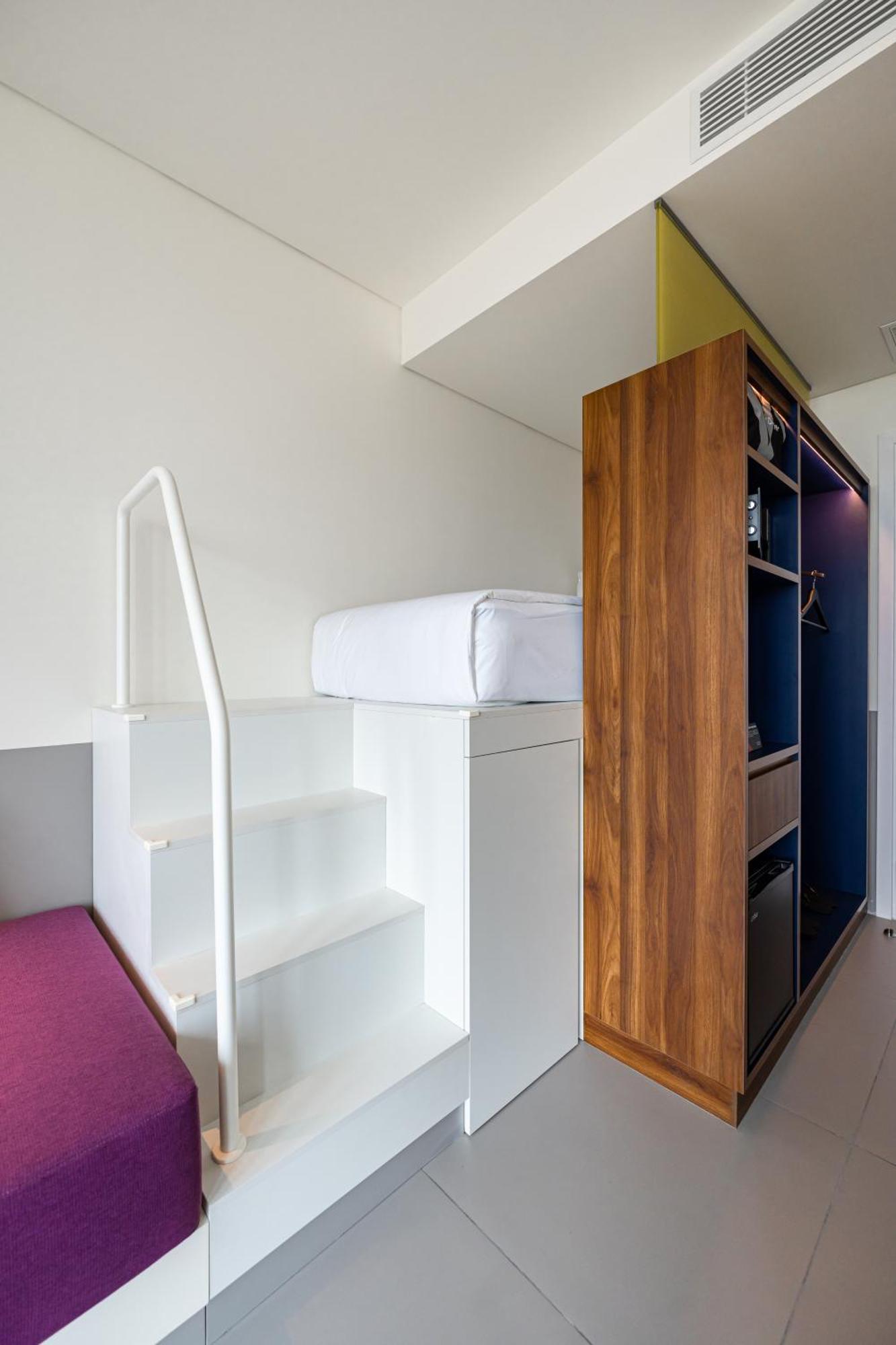 Wink Hotel Tuy Hoa Beach - 24Hrs Stay & Rooftop Pool Bar ภายนอก รูปภาพ