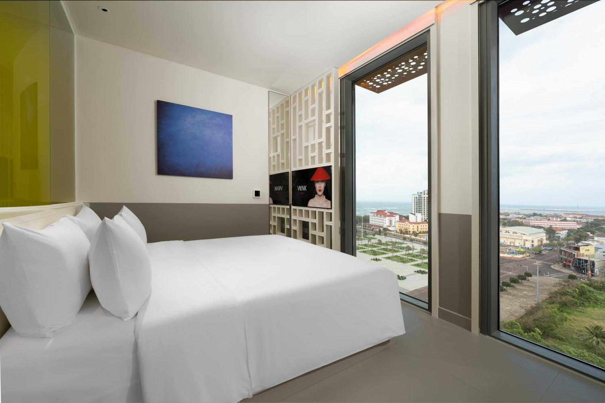 Wink Hotel Tuy Hoa Beach - 24Hrs Stay & Rooftop Pool Bar ภายนอก รูปภาพ